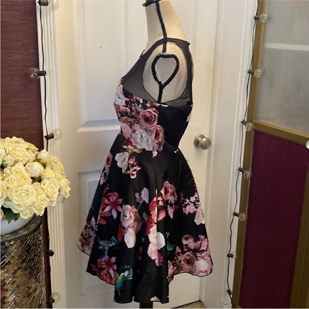 Pinko Black Mesh Detail sleeveless dress, US8 - Picture 8 of 14